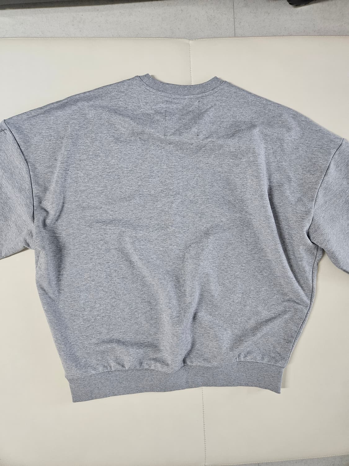 JELEVE(제이엘브) 벌룬핏 베이직 맨투맨 상품이미지2