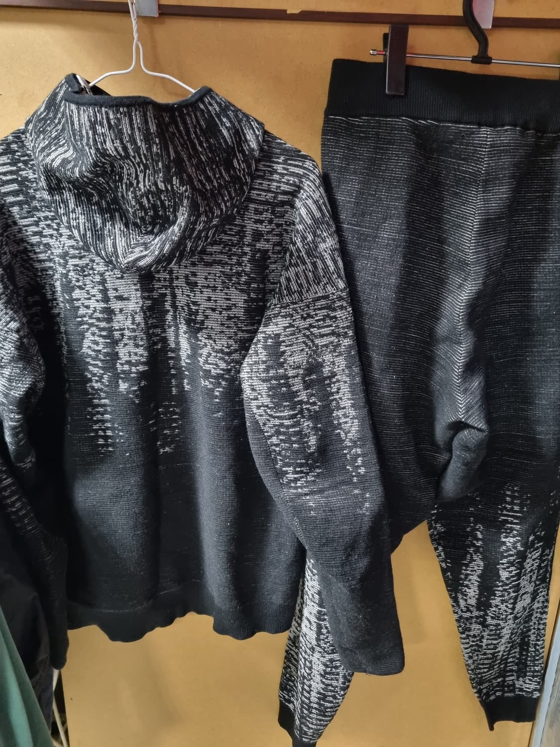 아디다스 펄스 니트 세트  상품이미지2