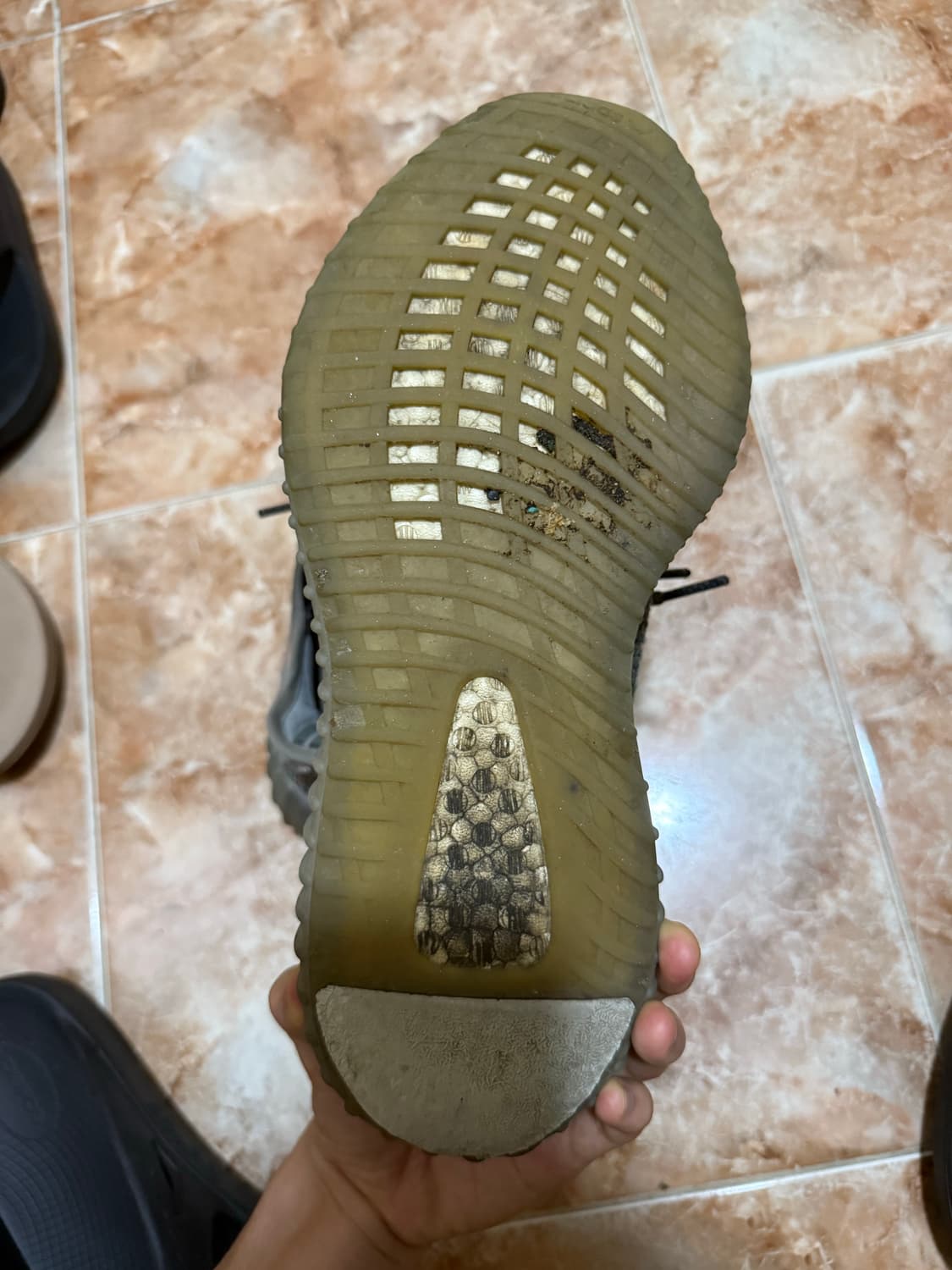 이지 부스트 350 v2 벨루가 리플렉티브 270 상품이미지3