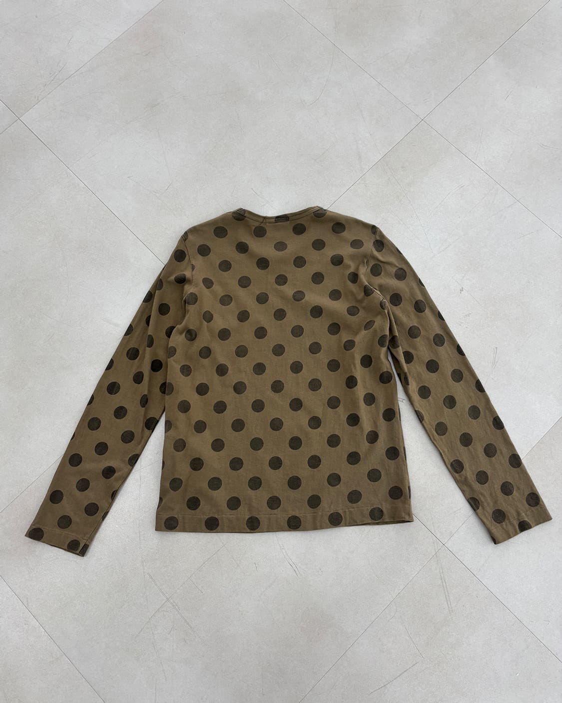 tricot comme des garcons 카키 도트 티셔츠 상품이미지2