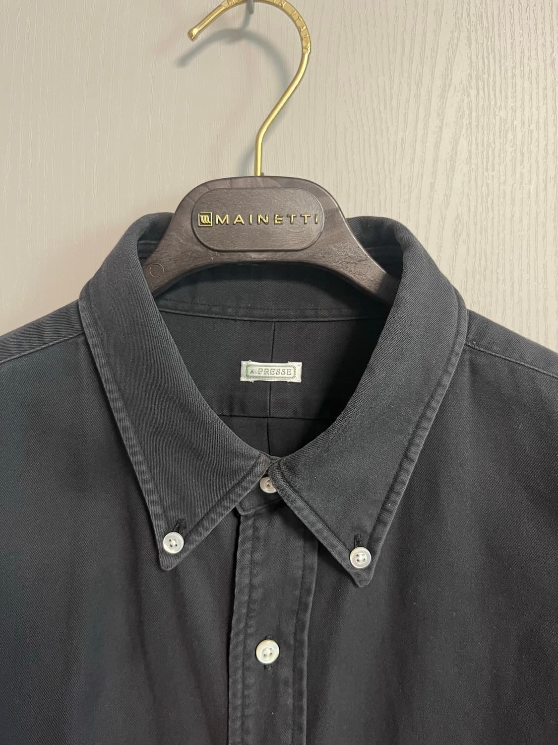 [2] 아프레쎄 더블위브 버튼카라 BD셔츠 워시드 블랙 상품이미지3