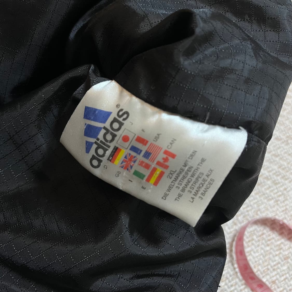 [정품] 아디다스 블랙 블루로고 패딩 조끼 [ 105 ] 상품이미지4