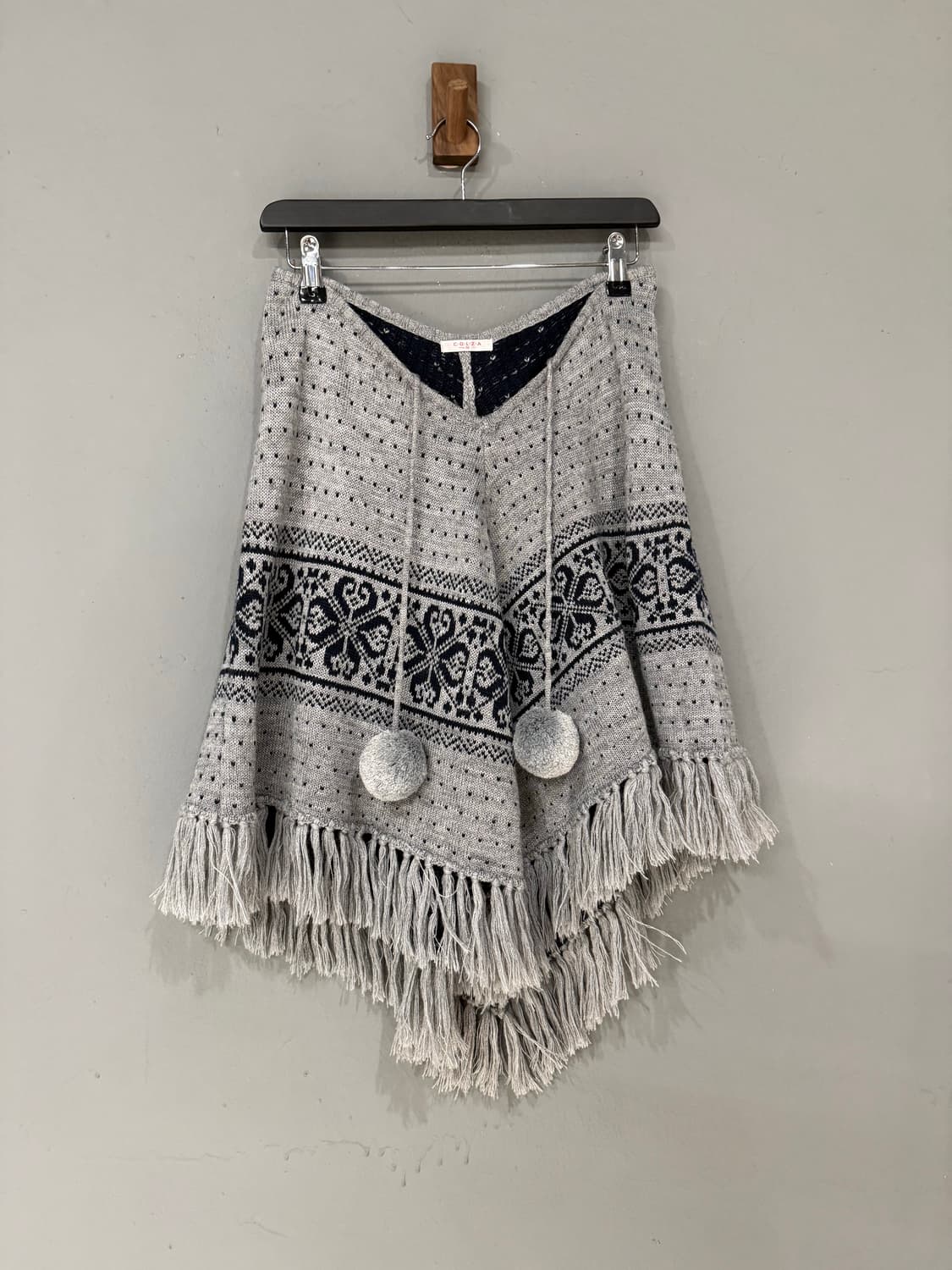 winter pattern tassel detail cape & sk 상품이미지5