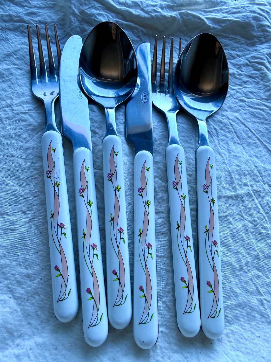 존슨 브라더스 Eternal Beau이터널뷰커트러리 2세트 판매 상품이미지3