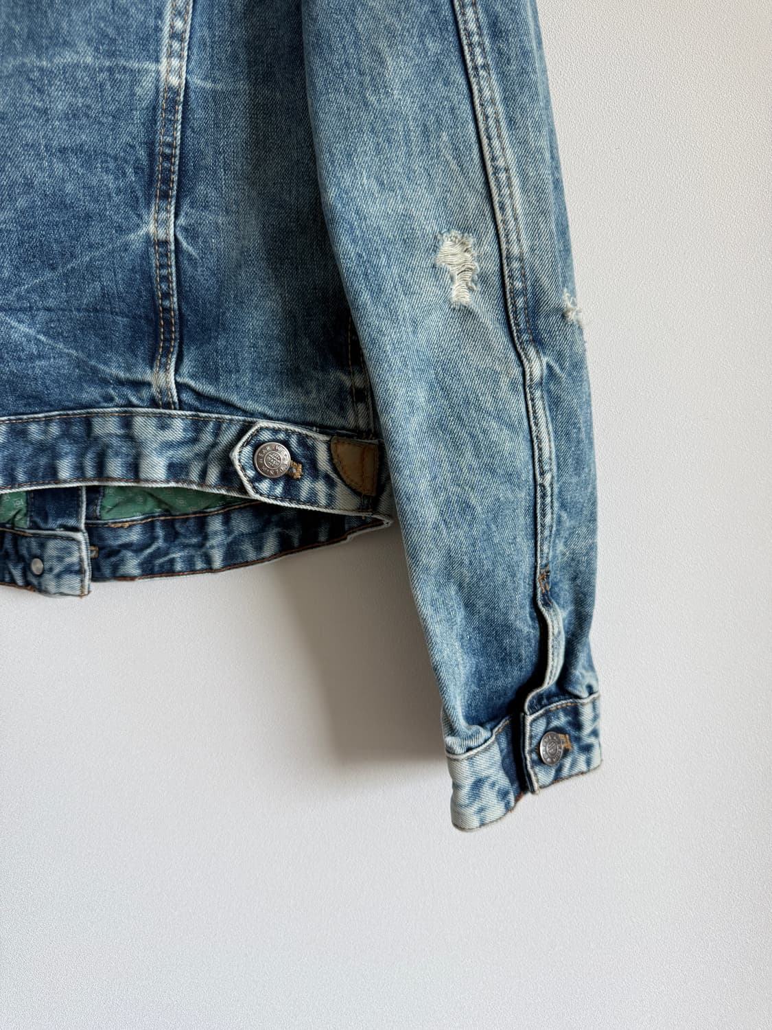 자라(ZARA) 워싱 데님 자켓 상품이미지6