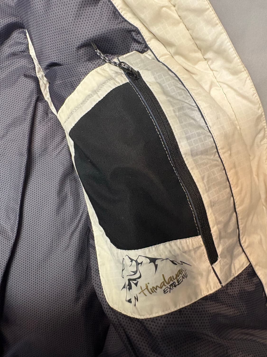 블랙야크 패딩 조끼 블랙/화이트 상품이미지7