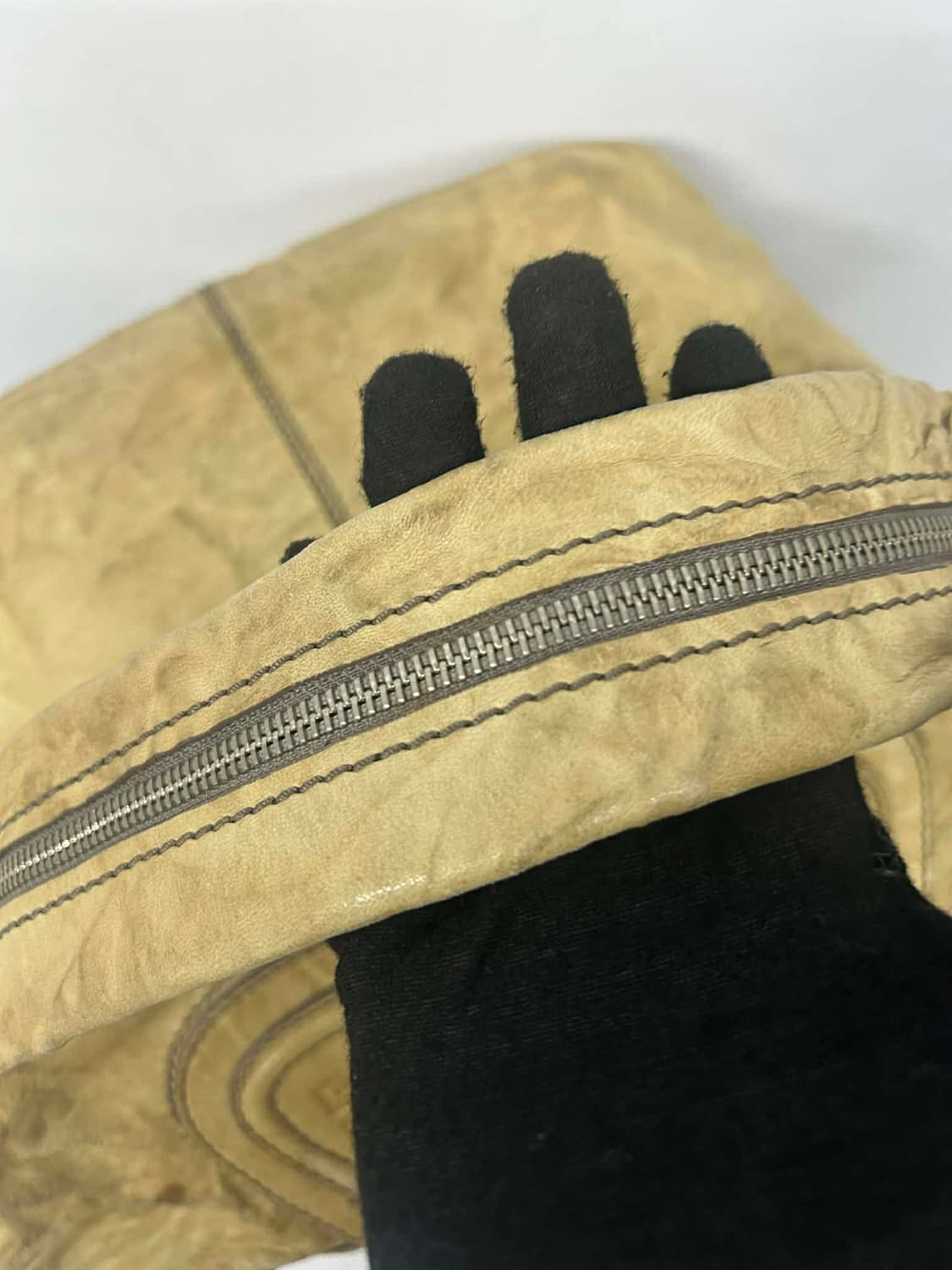 지방시 나이팅게일 디스트레스트 레더 빈티지 토트백 숄더백 상품이미지10