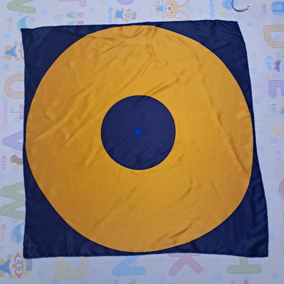 정품 에르메스 실크 스카프 카레 70 상품이미지1