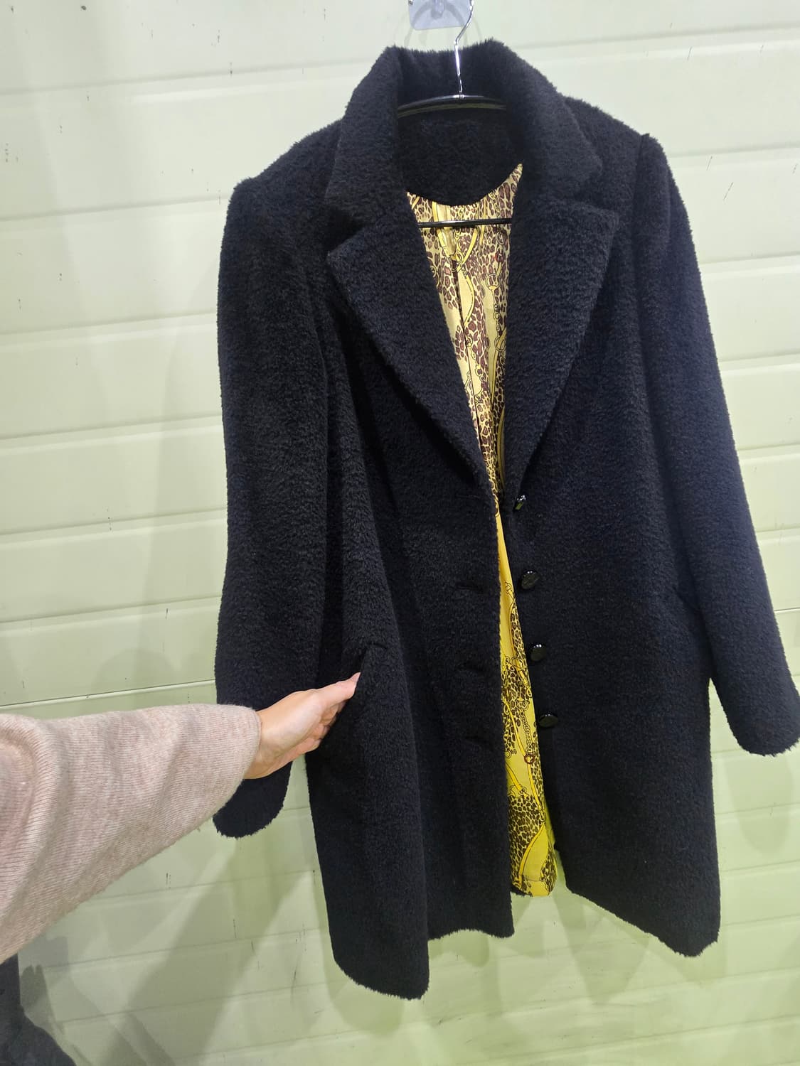 블랙 롱 코트 (안감 패턴) 상품이미지10