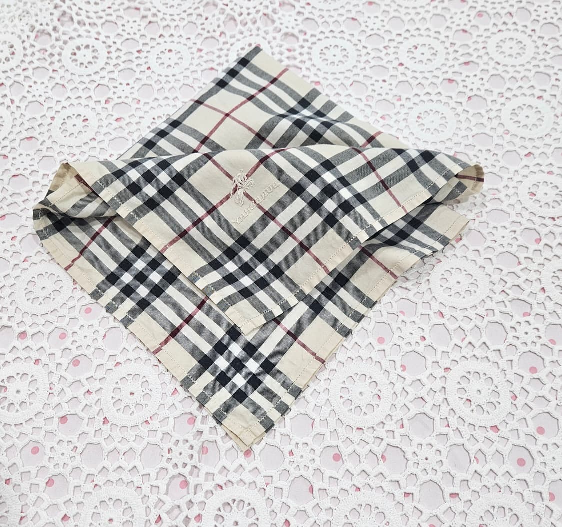 버버리 체크손수건 아이보리 상품이미지5