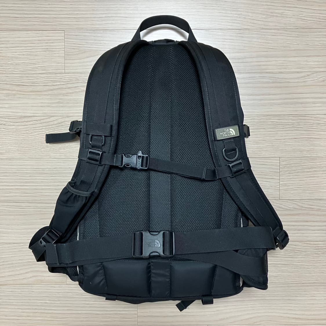 [TheNorthFace] 노스페이스 핫샷 백팩 블랙 30L 상품이미지2