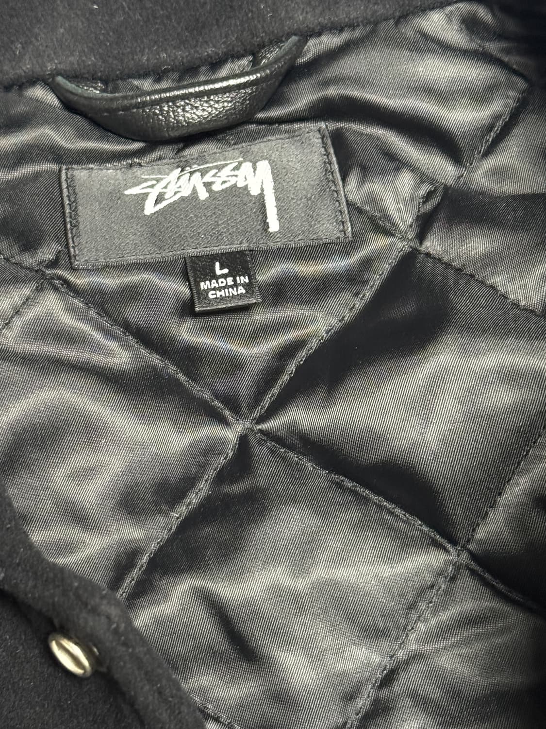 스투시 글로브 바시티 자켓 블랙 상품이미지5