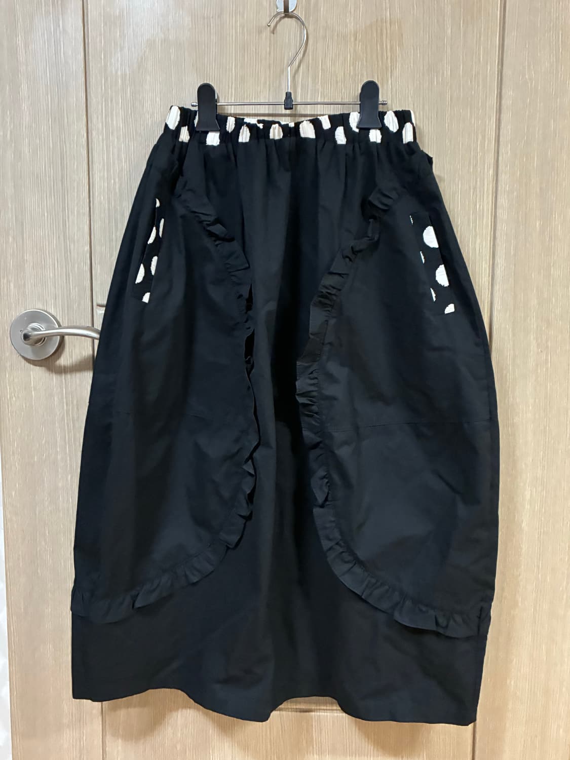 프릴 도트 밴딩 스커트 상품이미지2