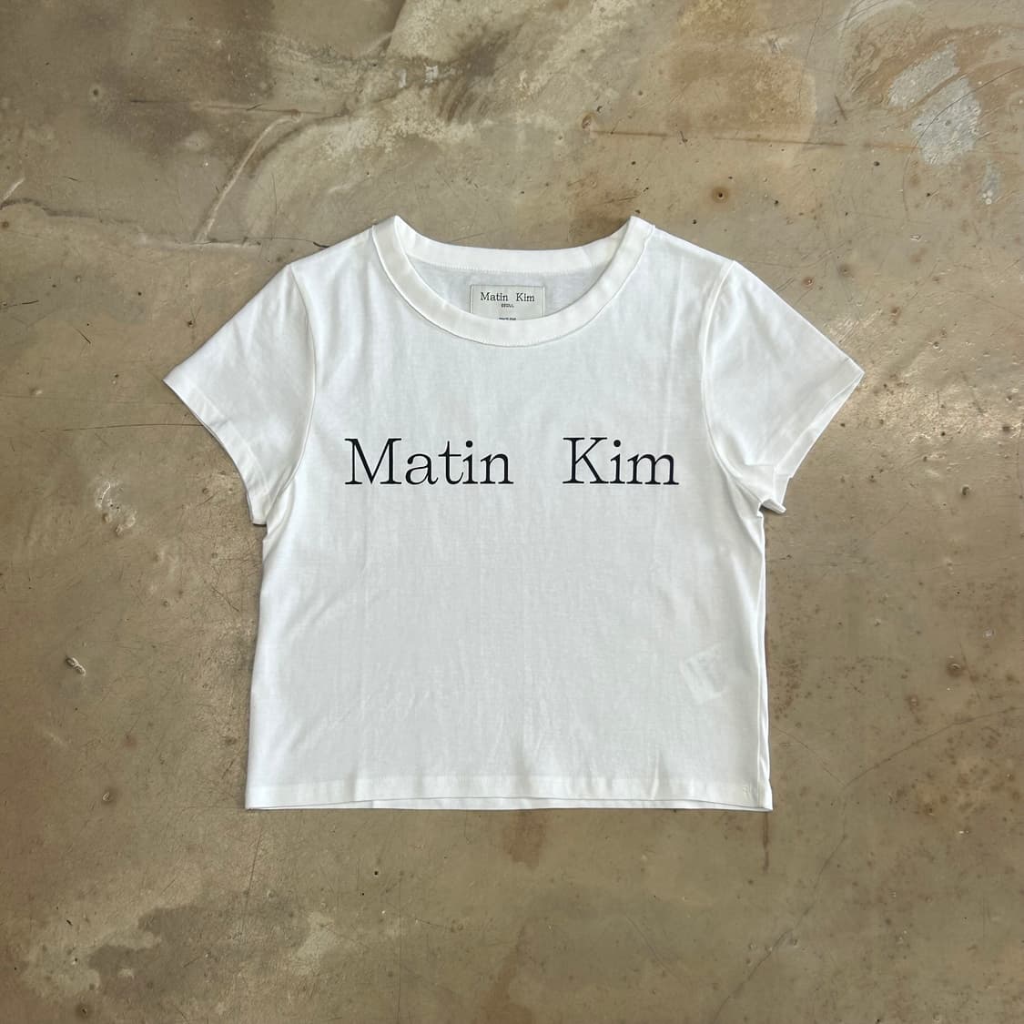 S 새상품 마뗑킴 여성용 화이트 반팔티 상품이미지2