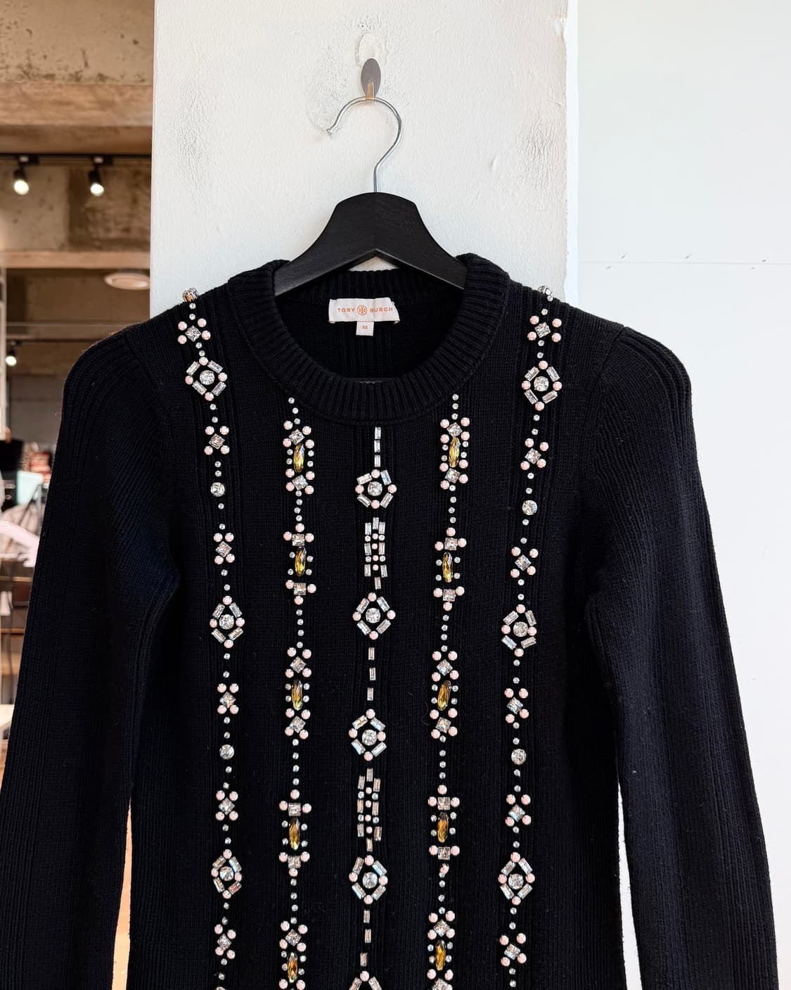 토리버치 블랙 에타 라인스톤 니트  상품이미지3