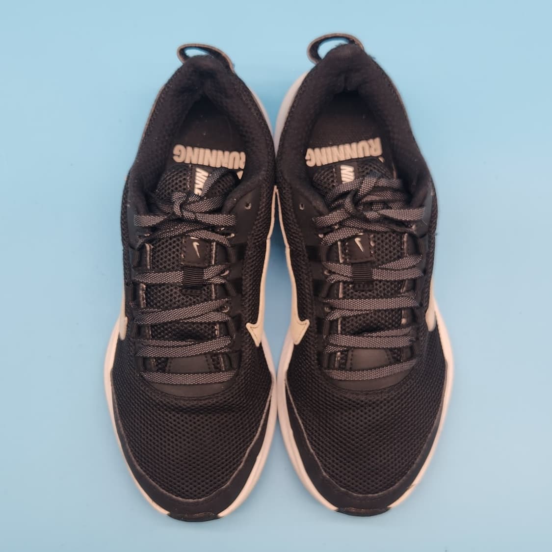 h 나이키 런올데이 운동화250 상품이미지2