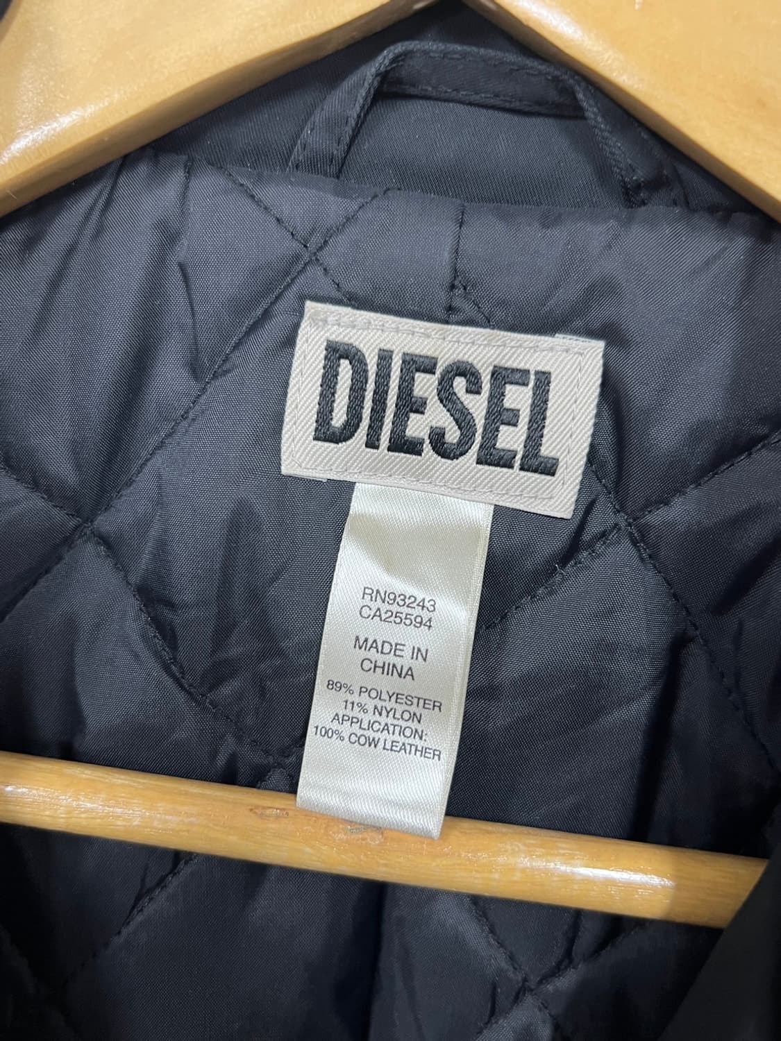 디젤 사선집업 안감 누빔 라이더 자켓 상품이미지6