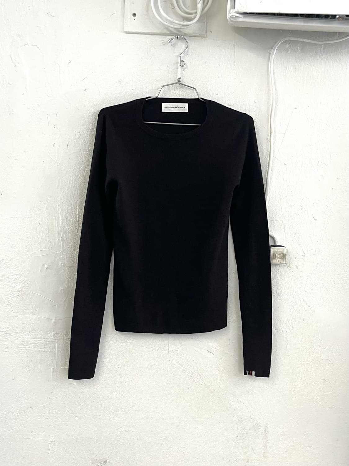 익스트림 캐시미어 25FW 라운드넥 니트 상품이미지1
