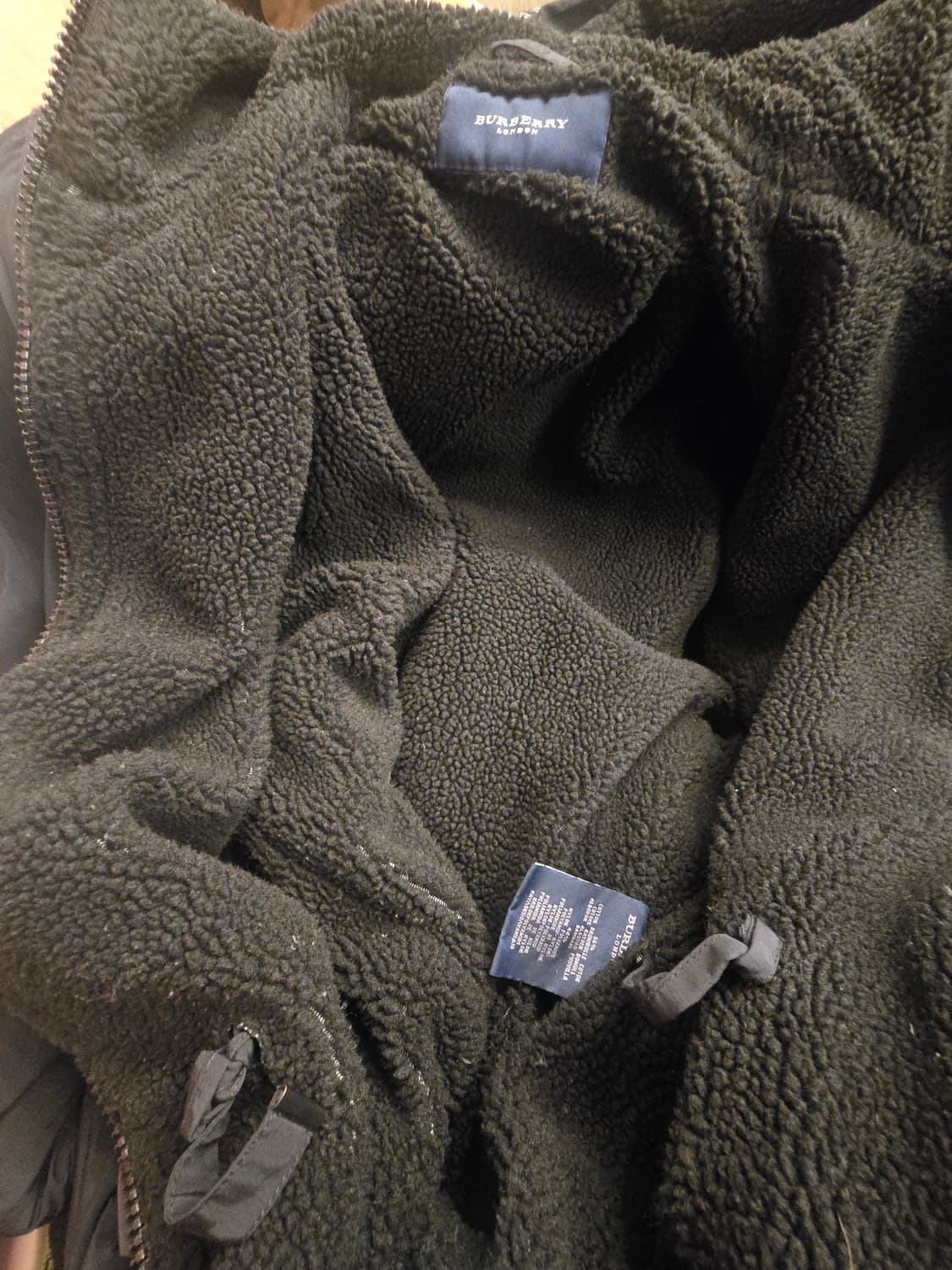 버버리(Burberry) 블랙 후드 재킷 상품이미지7