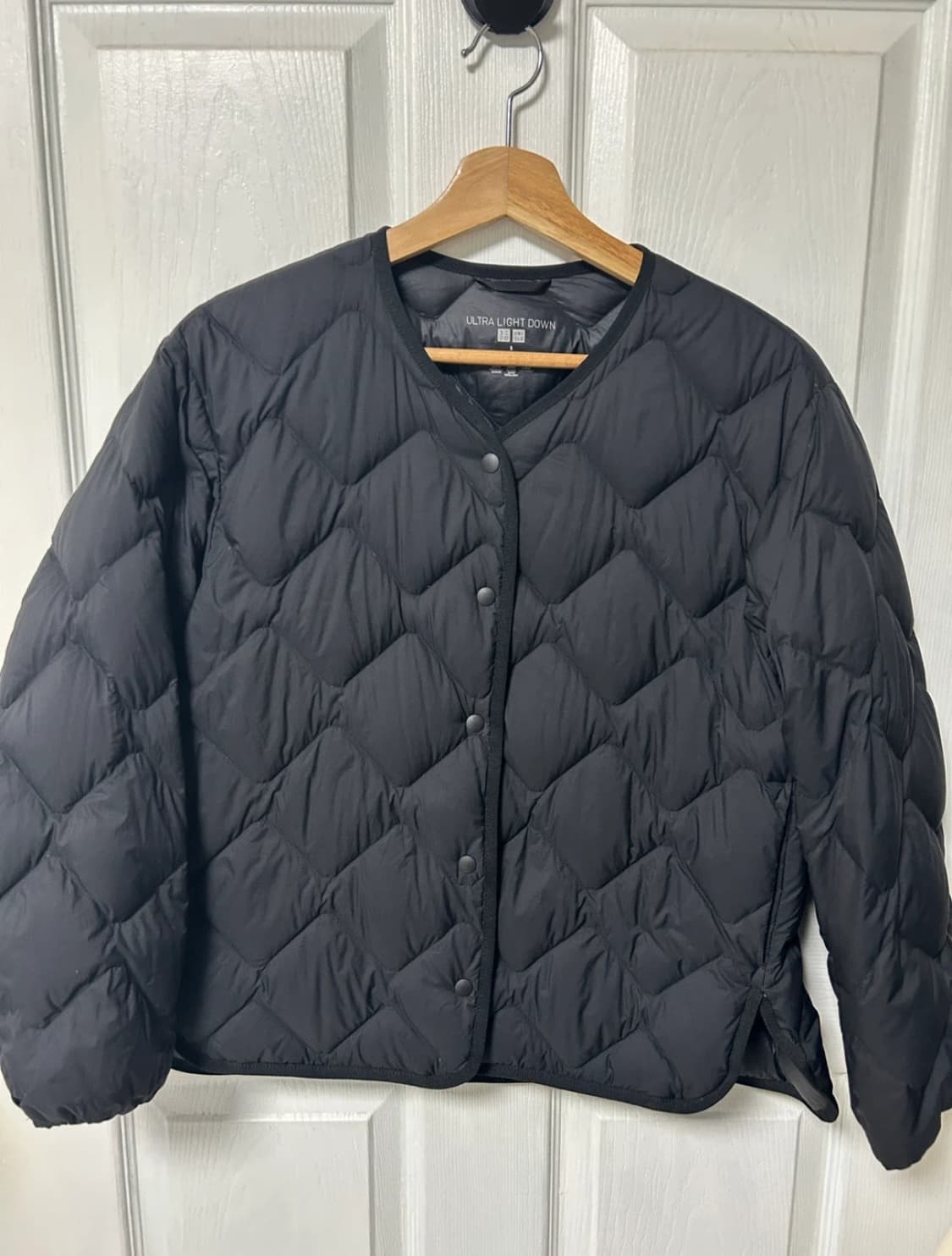 유니클로 울트라 라이트 다운 경량패딩 블랙 S 상품이미지1