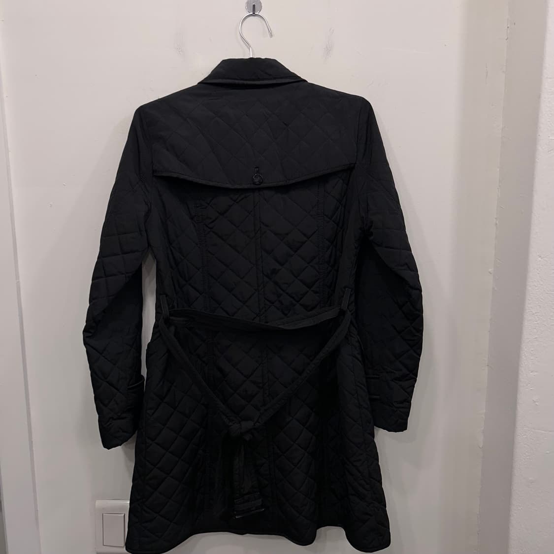 해지스 놈코어 여성 카라 퀼팅 트렌치코트 상품이미지5