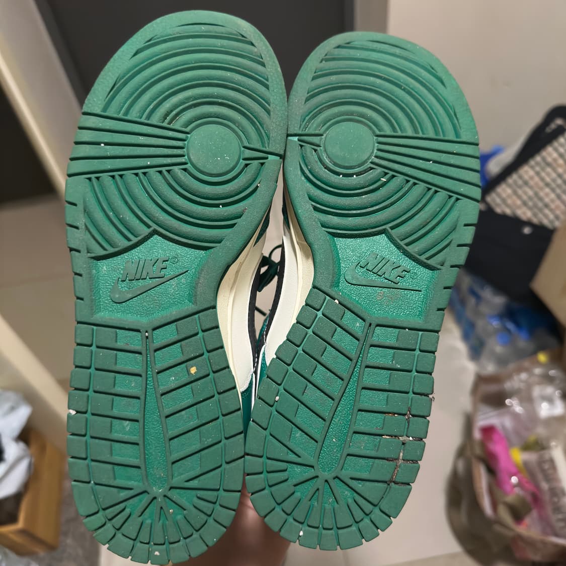 나이키 덩크 로우 레트로 SE 잭팟 말라카이트 250사이즈 판매합니다 상품이미지5