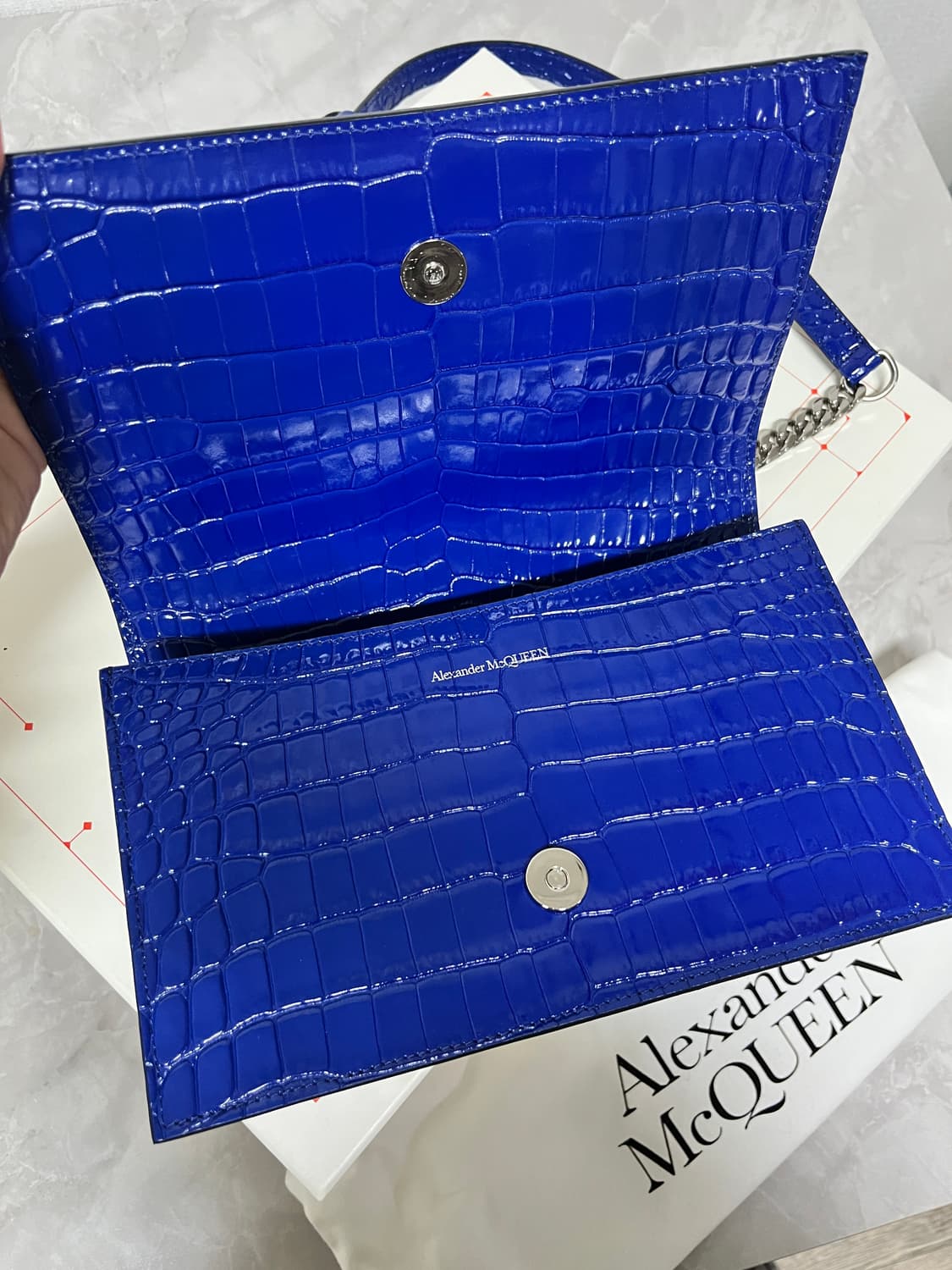 알렉산더 맥퀸 쥬얼사첼백 코발트블루 상품이미지3