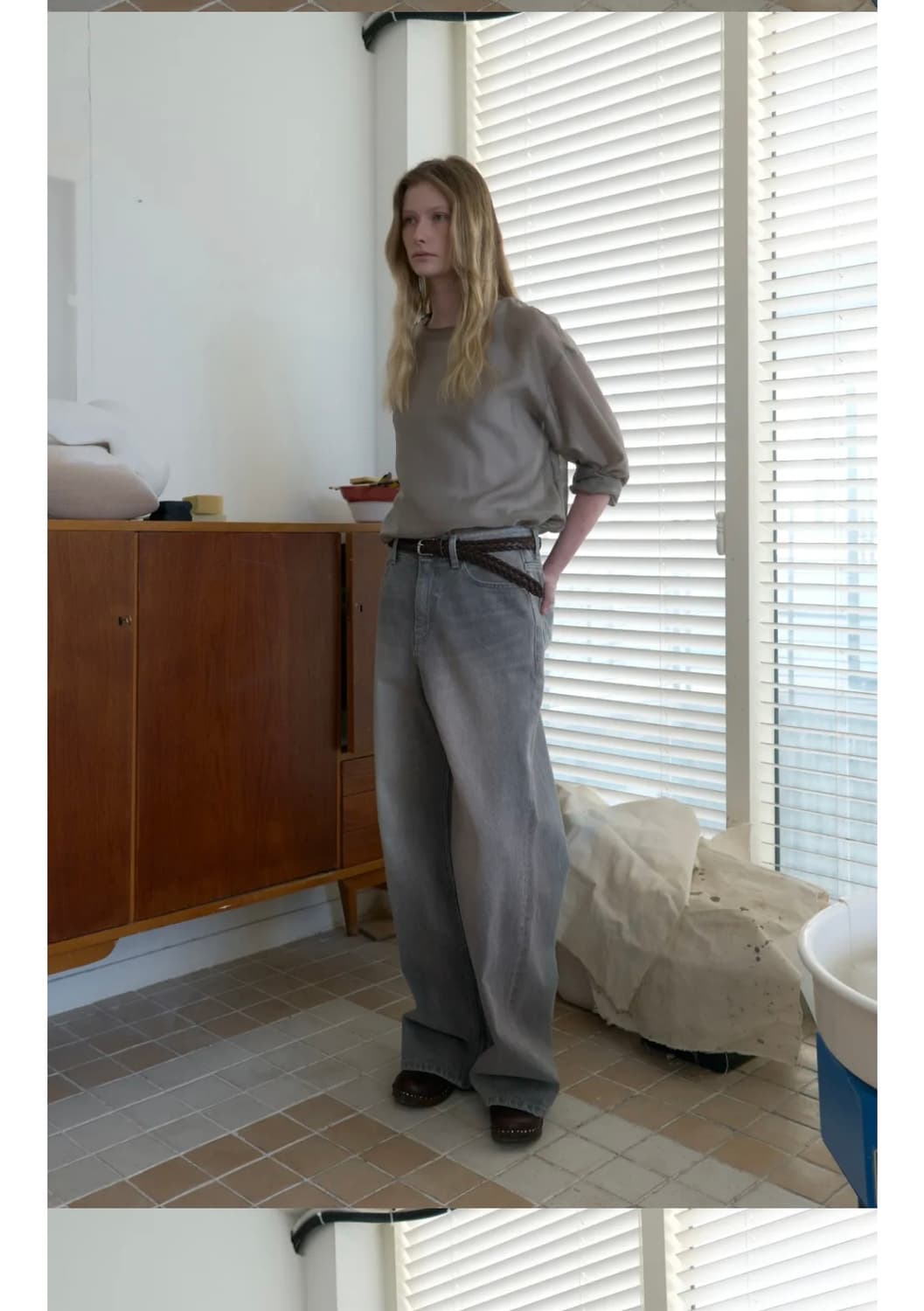 포저 루즈핏 데님 팬츠 연그레이  상품이미지2