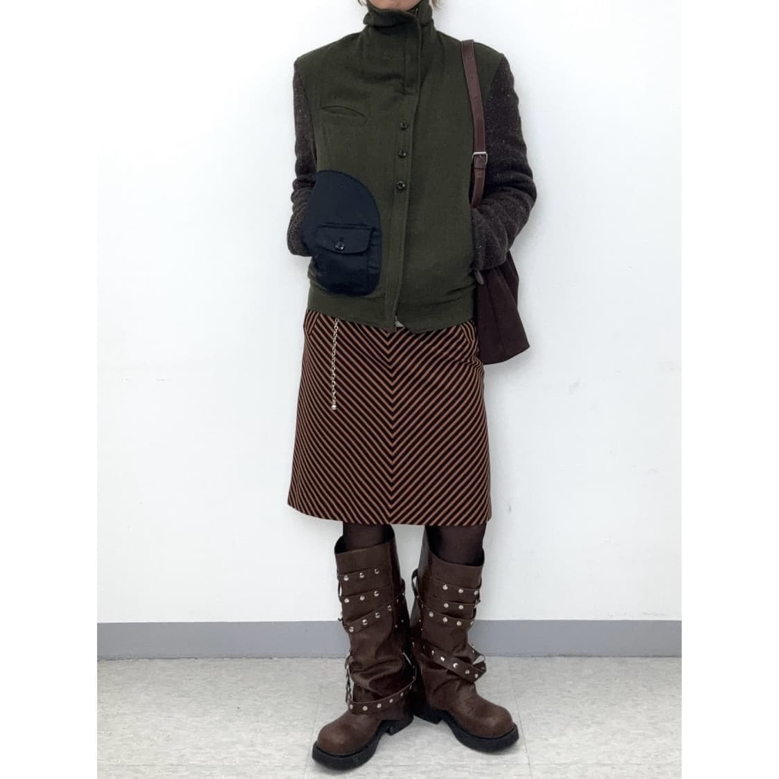 빈티지 카키 하이넥 울 자켓 상품이미지3