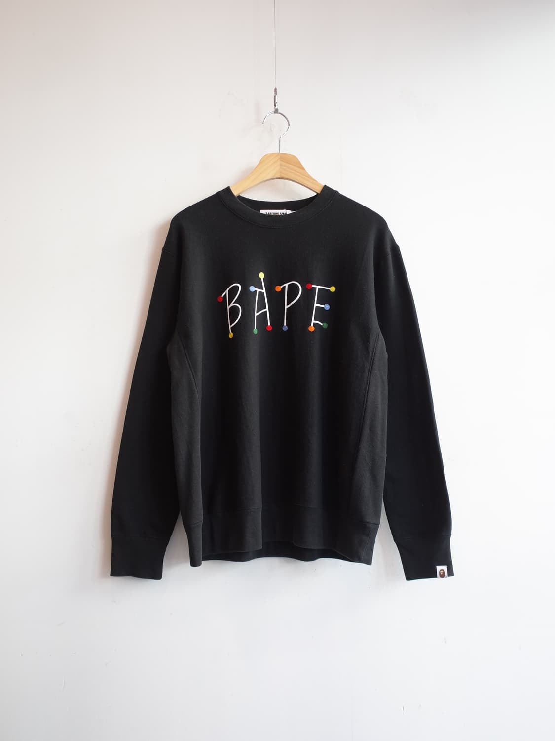 BAPE 베이프 자수 맨투맨(made in japan) 상품이미지1