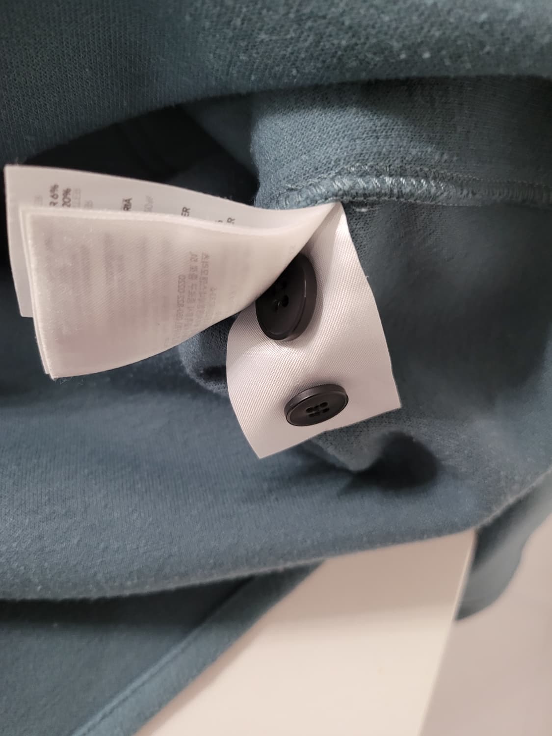 🏷️ 웨스턴 무드와 여유로운 실루엣 – H&M 콘초 디테일 오버셔츠  상품이미지6