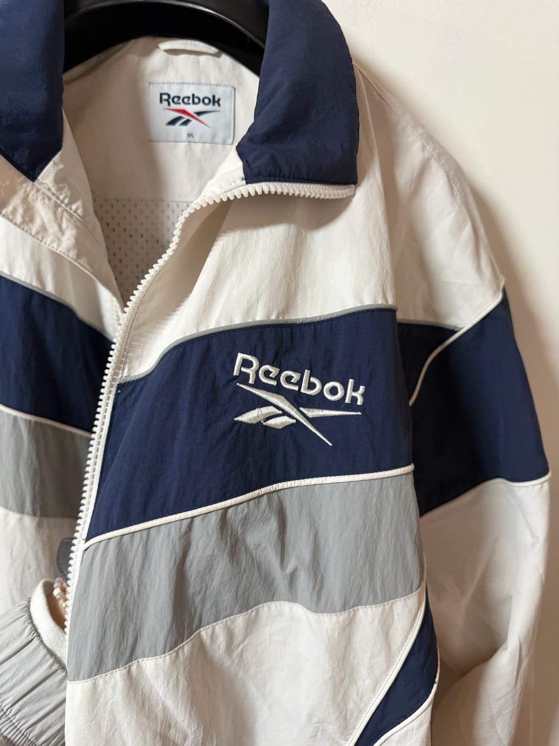 90‘s 올드스쿨 리복 빅로고 컬러블록 나일론 바람막이 95 상품이미지5