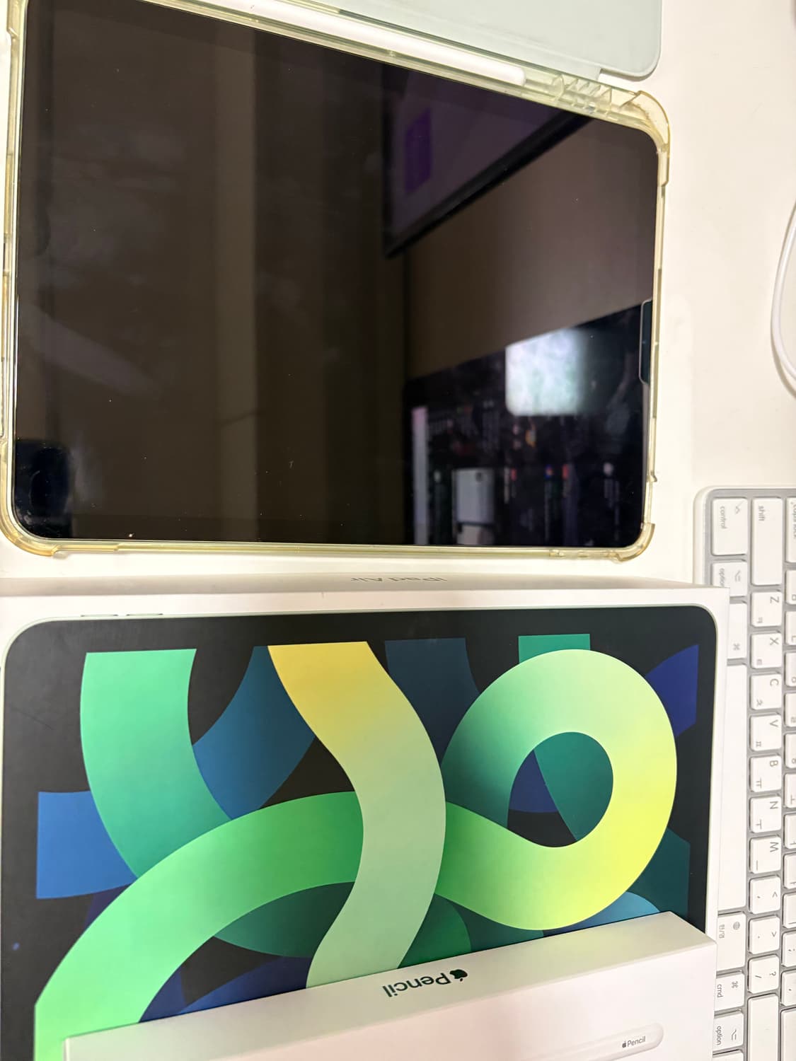 아이패드 에어4 + 애플펜슬 상품이미지3