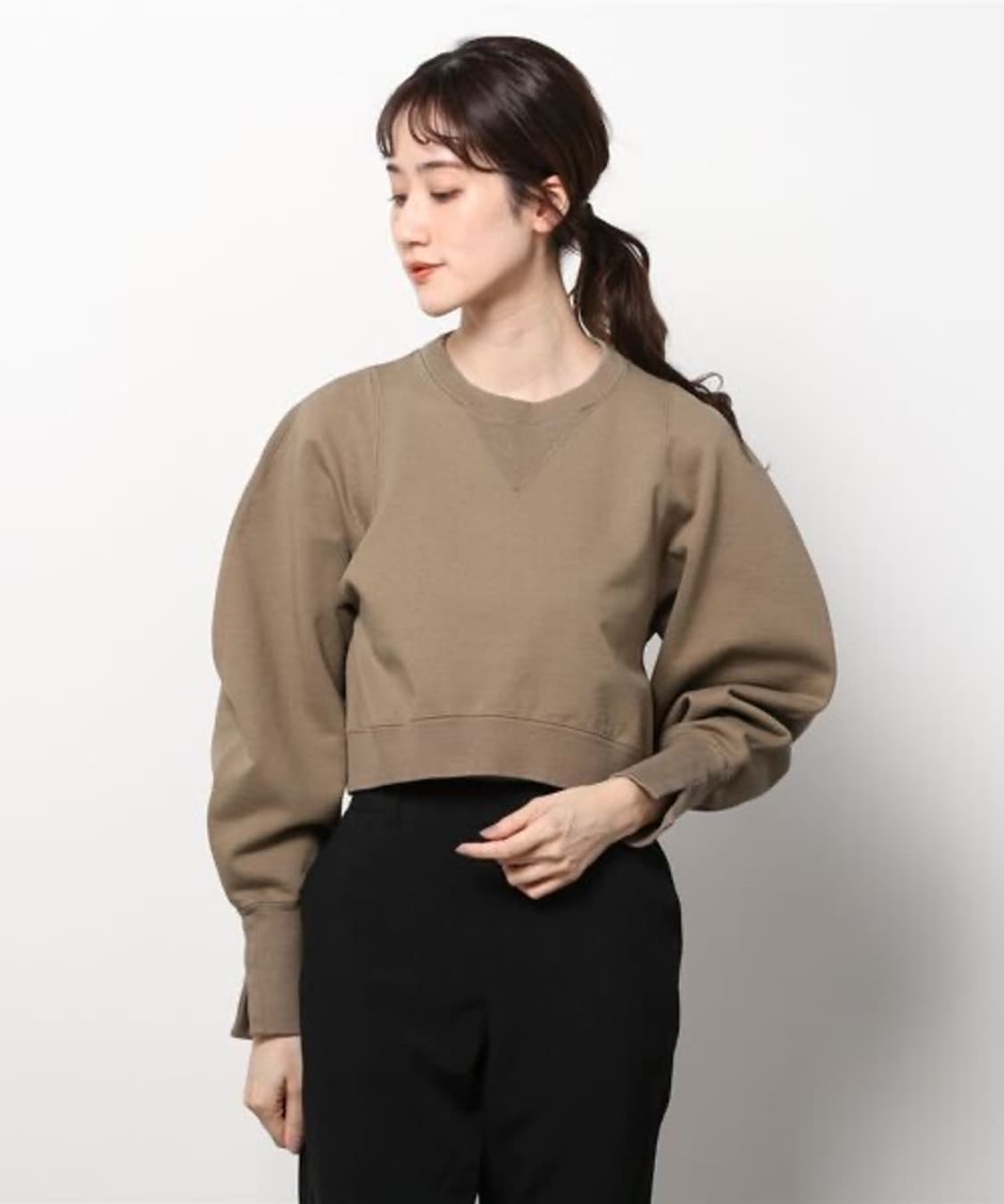 H beauty& youth 뷰티앤유스 스웻셔츠 모카 상품이미지1