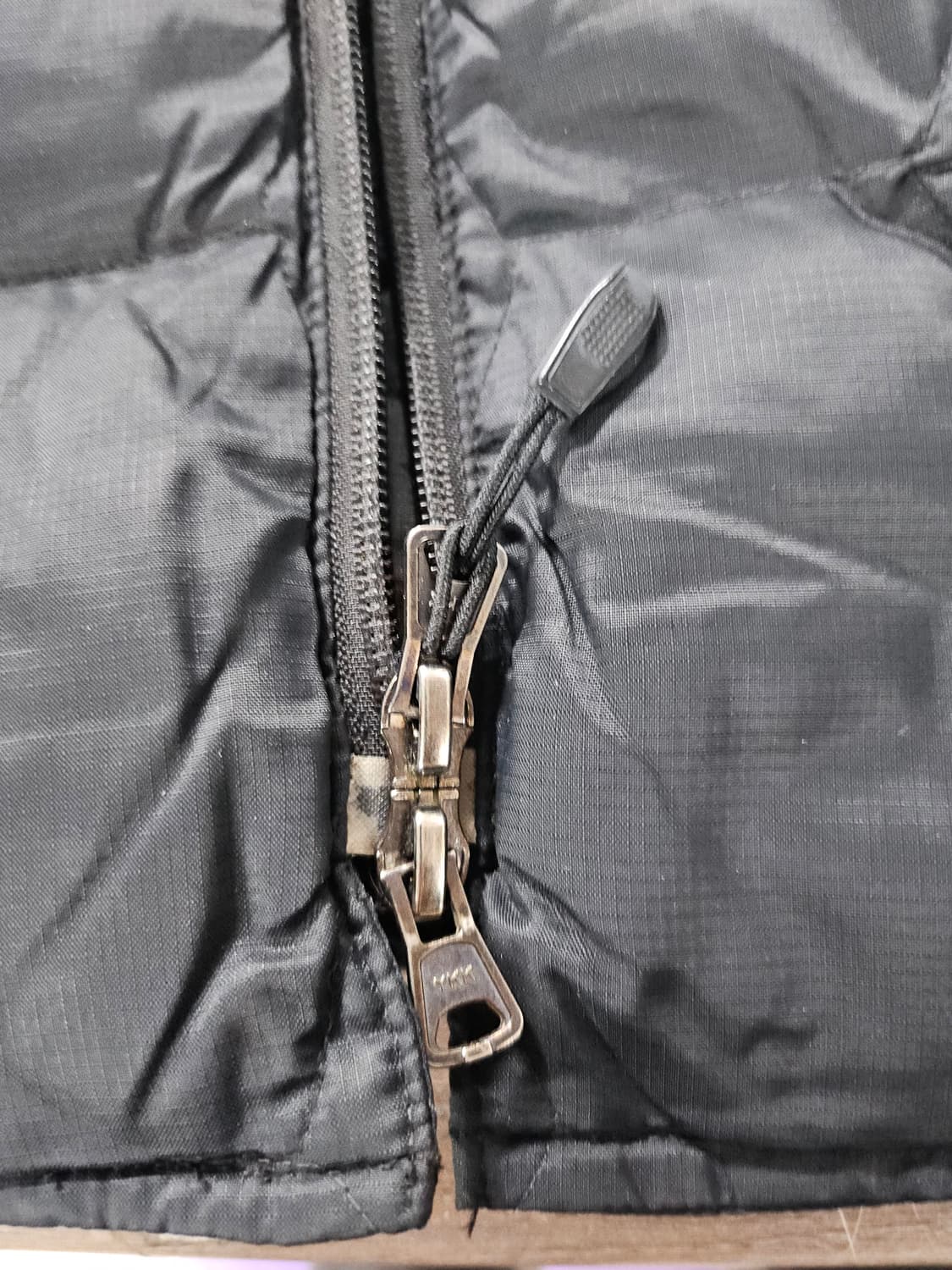 컬럼비아 블랙 경량 패딩 점퍼 L 남성용 상품이미지3