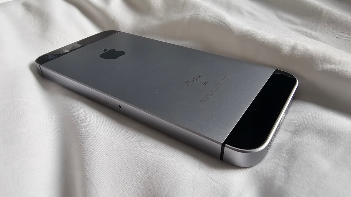 [정품] 아이폰 SE1 128GB 배터리신품 카메라 스그 해외판 상품이미지7