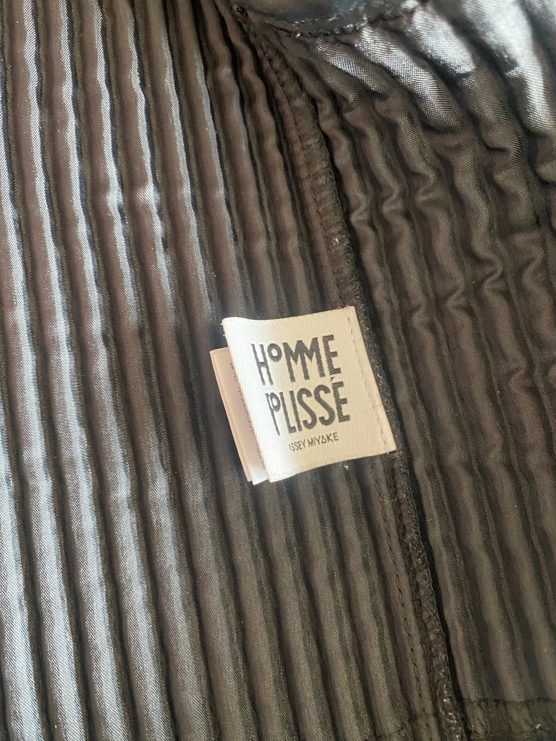 옴므플리세 멜란 그레이 하이넥 셋업 상품이미지3