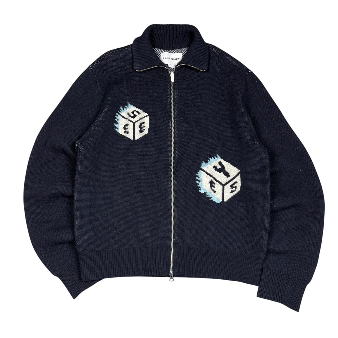 예스이이씨 네이비컬러 다이스 니트 집업 상품이미지3