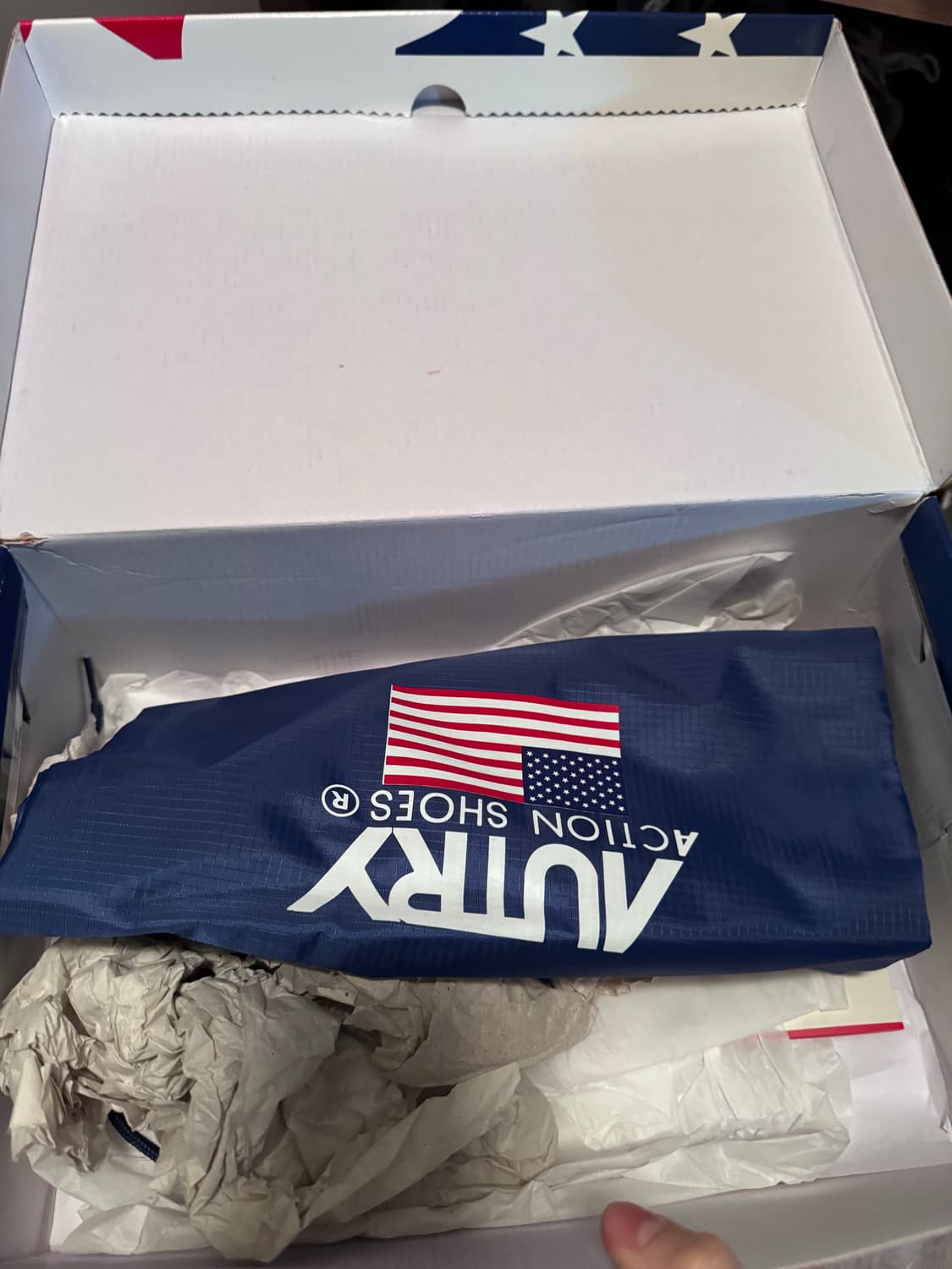 오트리 메달리스트 로우 레더 화이트 43 상품이미지5