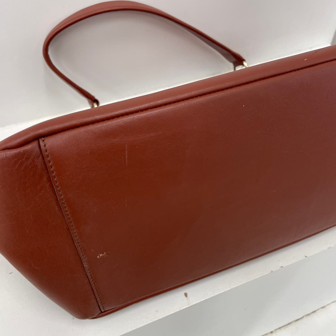 끌로에 페이 라지 브라운 레더 토트백 가방 상품이미지4