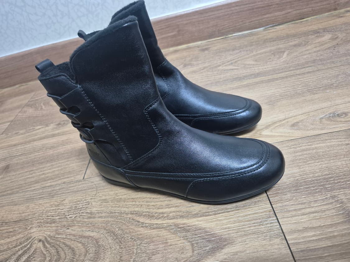 GEOX 여성 블랙 부츠 225mm 상품이미지4