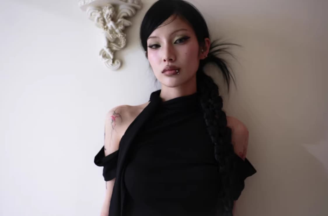 MIAE Halter open shoulder T BLACK 상품이미지2