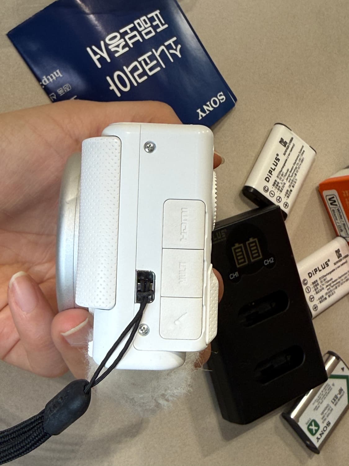 소니 zv-1 풀박스 배터리 3개 상품이미지5