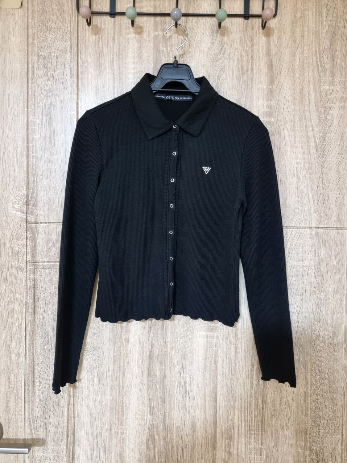 게스 크롭 가디건 티셔츠 상품이미지1