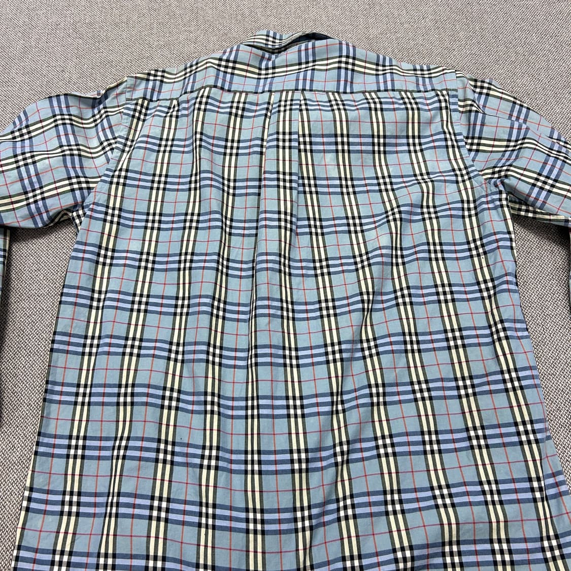 버버리 베이비블루 노바체크 셔츠(L) 상품이미지4