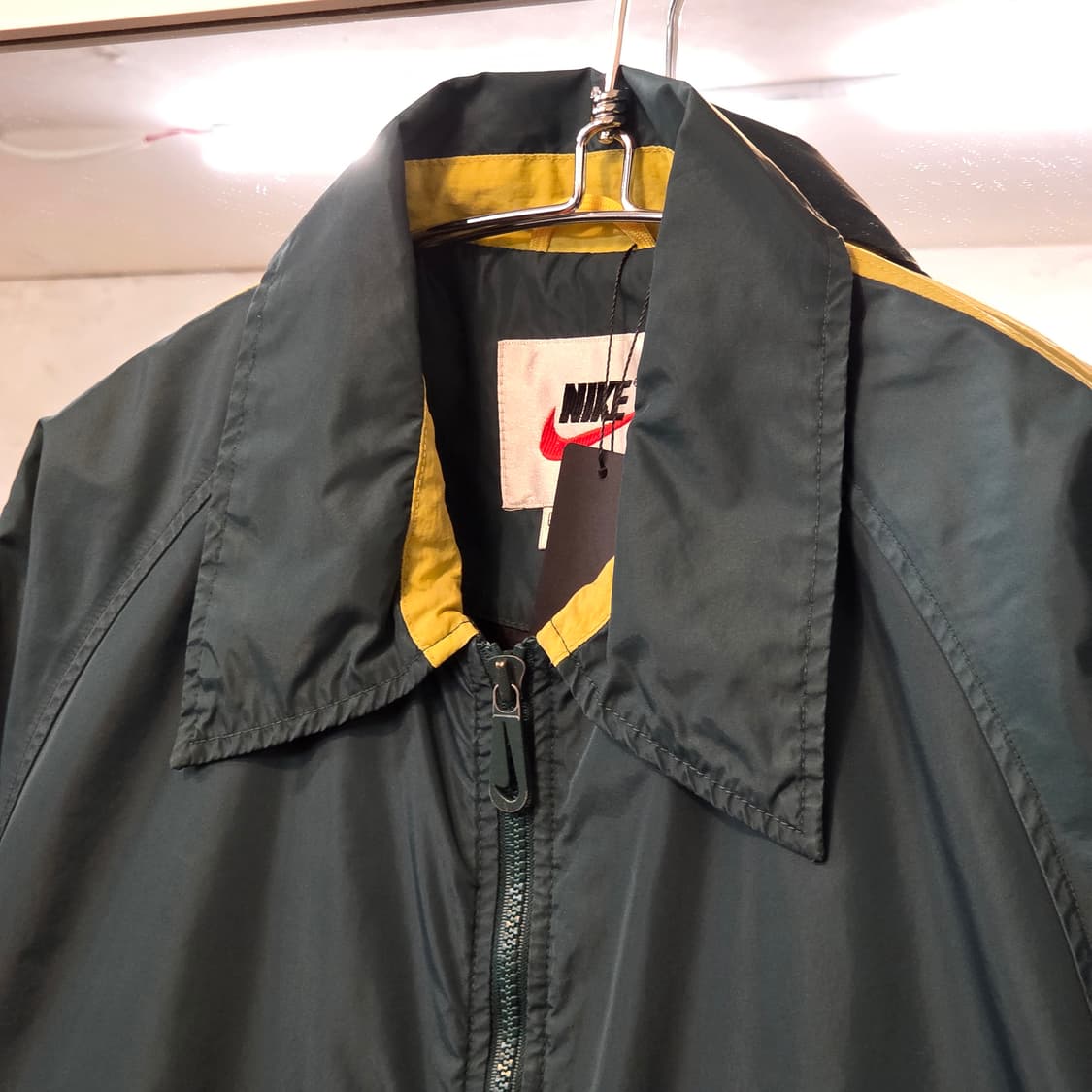 나이키 빅스우시 그린 오버핏 바람막이 상품이미지6