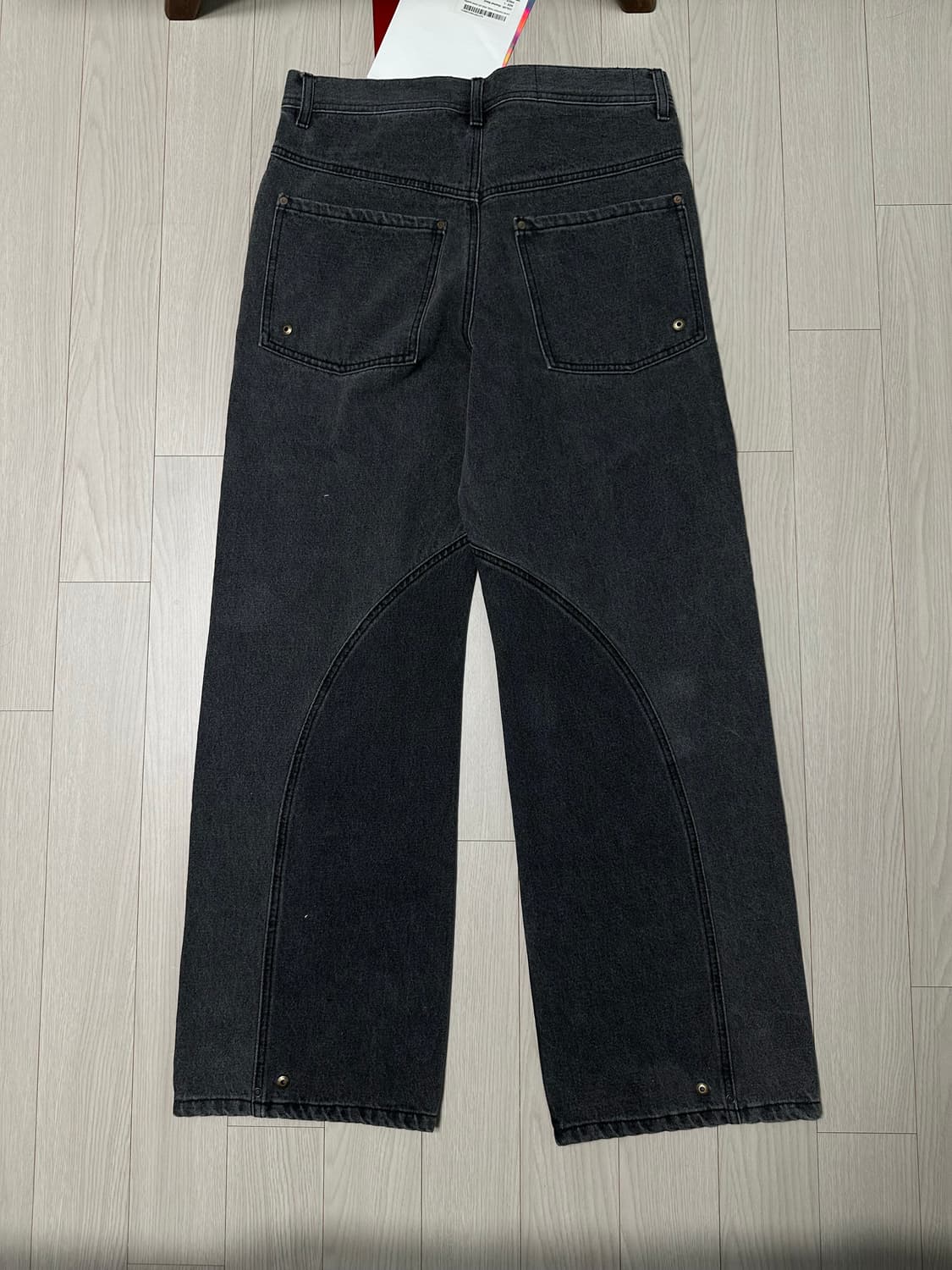 앤더슨벨 웨이브레그진_washed black L사이즈 상품이미지4