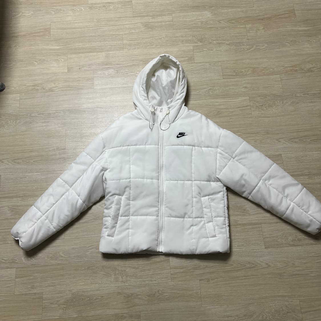 나이키 클래식 therma fit 패딩 화이트 M 상품이미지2