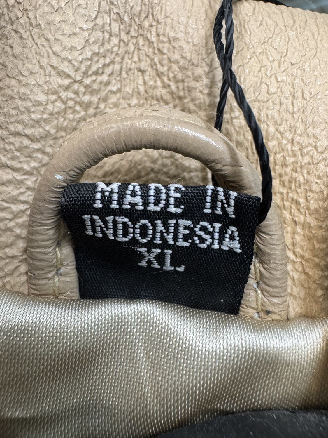 게스 90‘s PVC 레더 나일론 마원 상품이미지7