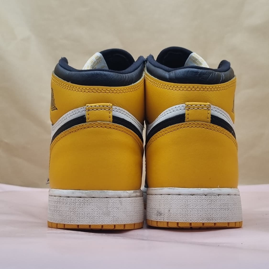 나이키 에어 조던 1 레트로 아동미드235 상품이미지4